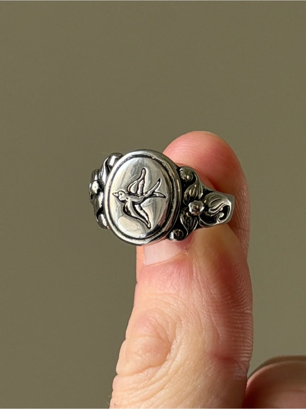 Vintage swallow bird ring